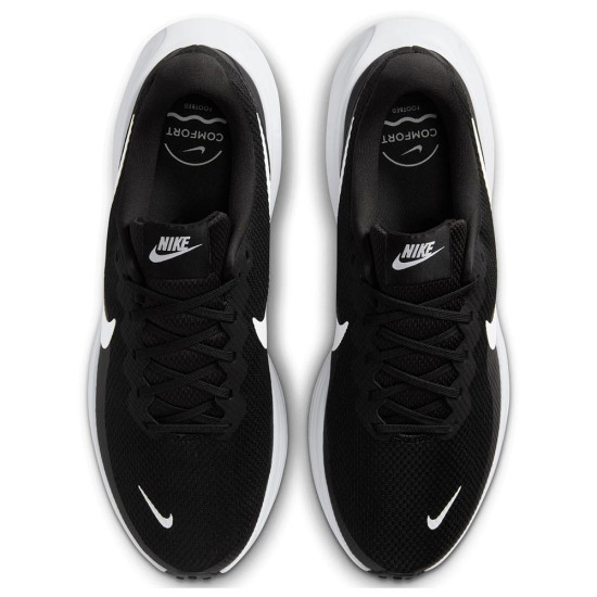 Nike Revolution 8